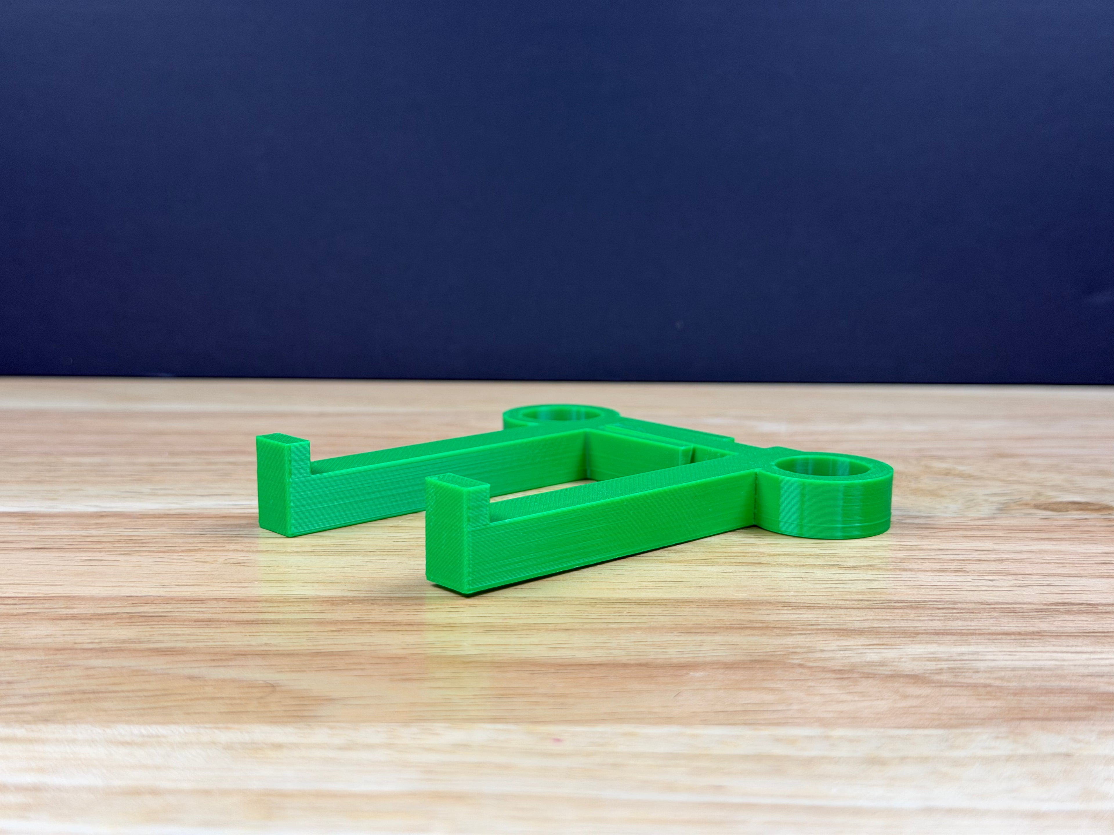 Adjustable MIM Variocage Compatible Clip Fan Hook