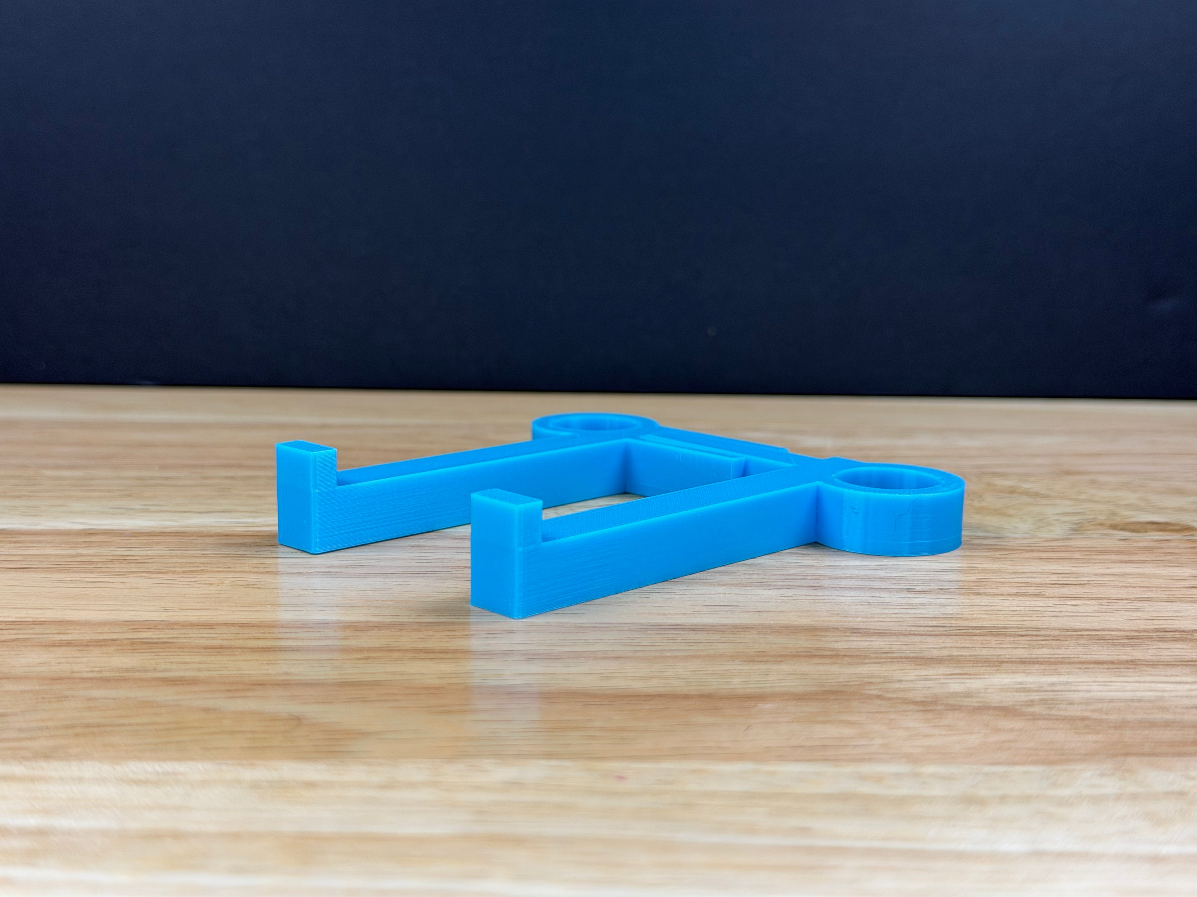 Adjustable MIM Variocage Compatible Clip Fan Hook